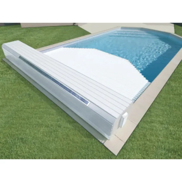 e-Playa Solar automatic pool cover