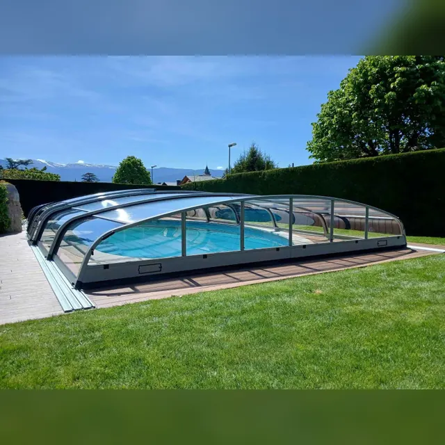 Velsa Mini low pool enclosure